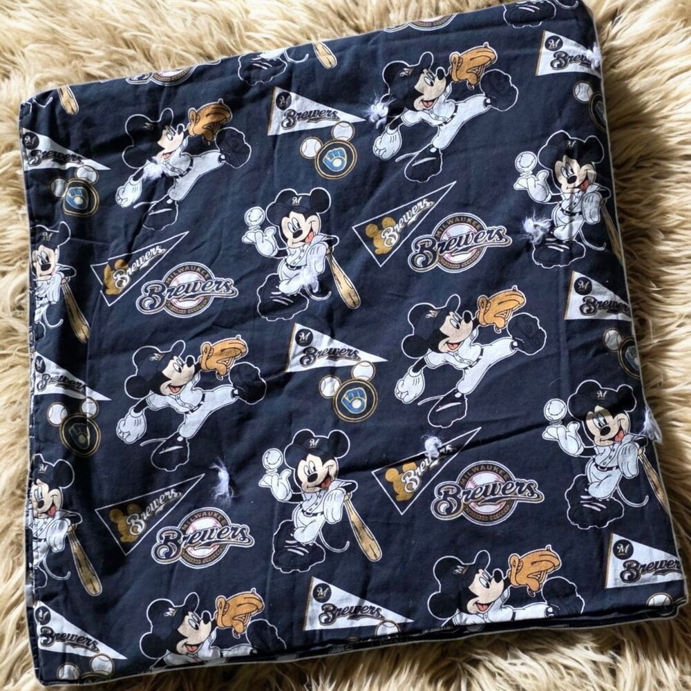 MLB Milwaukee Brewer Mickey Mouse Home Made Blanket 39x39
